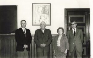 Det er svært at komme uden om Lauridsen, når man skal fortælle skolens historie. Det fulde navn var Laurids Lauridsen, men fornavnet brugtes aldrig, når han blev omtalt. Han benyttede dog selv initialerne L. L. i de mange artikler, han skrev gennem årene